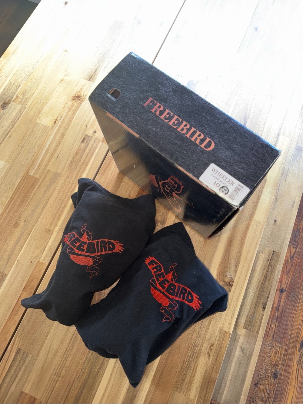 Freebird Wheeler - Men's Suede Lace-Up Boots in Taupe - Picture 5 of 5